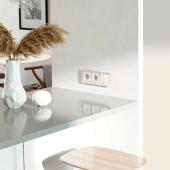 Розетка Werkel Hammer с заземлением белый W1271001 4690389162794